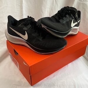 Nike Women Air Zoom Pegasus 37 black